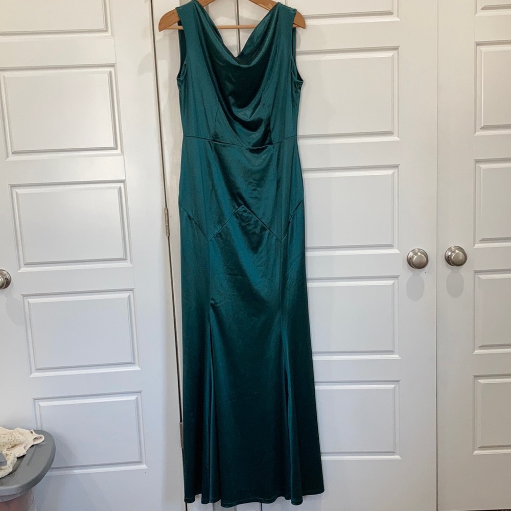 NWT muxxn boutique dress